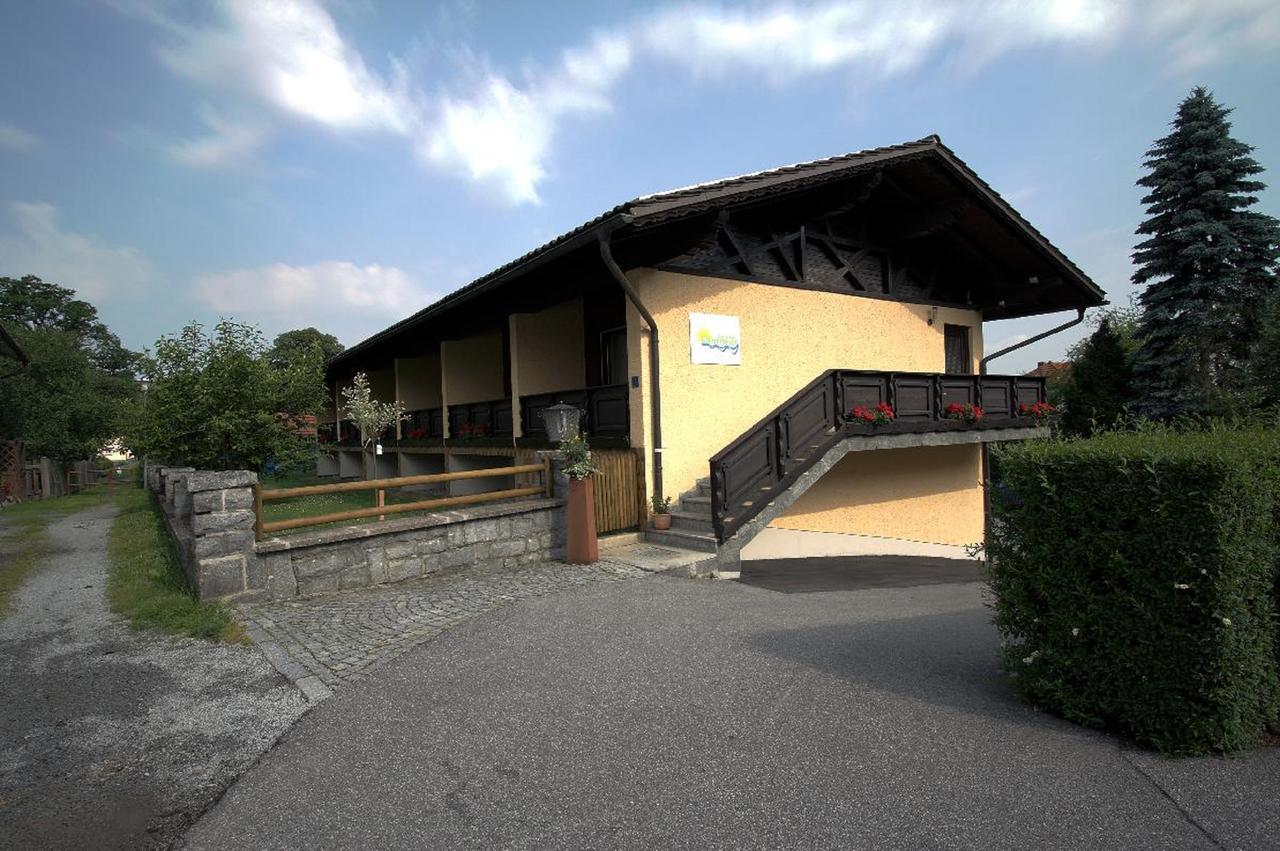 Gaestehaus Obermeier Ruhmannsfelden Εξωτερικό φωτογραφία